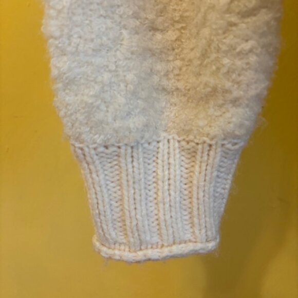 American Eagle Cream Boucle Mock Neck Wool Blend Sweater Size XS - Picture 4 of 8